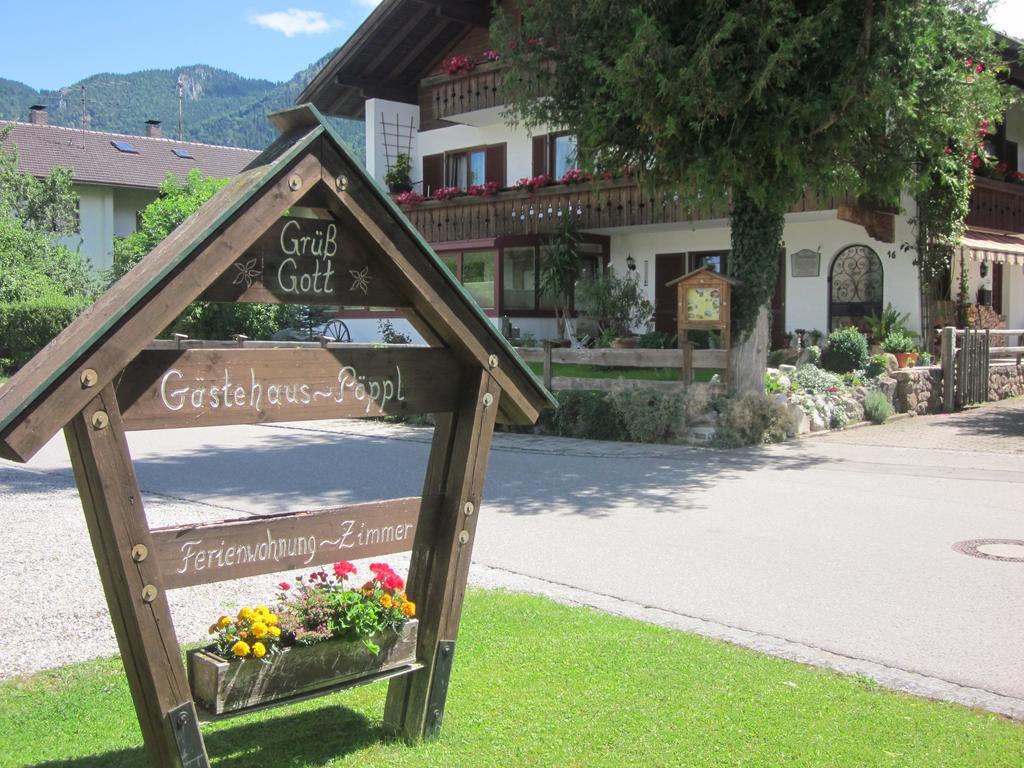 Gaestehaus Poeppl Unterwössen Eksteriør billede